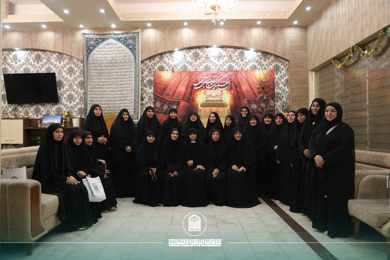 عميدة الكلية تشارك في ندوة «المرأة والثورة الحسينية» ضمن ملتقى الزهراء الأكاديمي الدولي الخامس