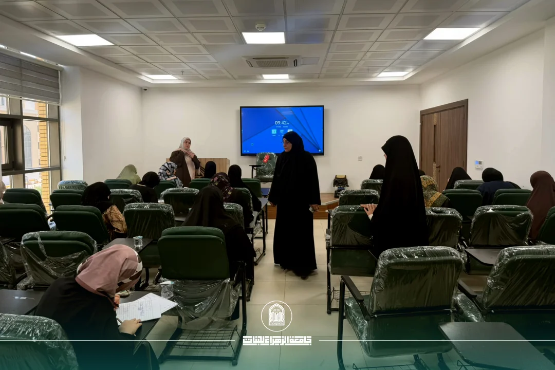 Dean Inspects the Conduct of Second-Round Examinations at the College of Engineering