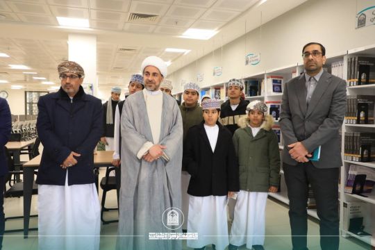 Al-Zahraa University Receives Delegation from Dar Al-Qur’an in Sultanate of Oman