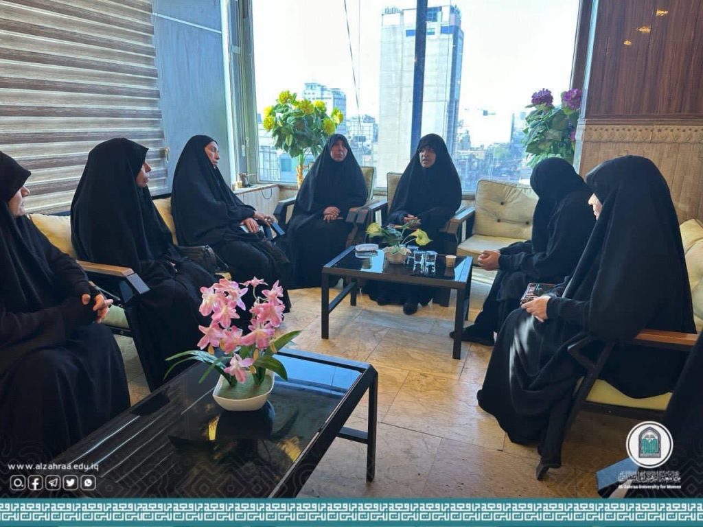 انعقاد الجلسة الحوارية الفقهية العقائدية ضمن فعاليات ملتقى الزهراء الدولي الأكاديمي للمخيم الحسيني