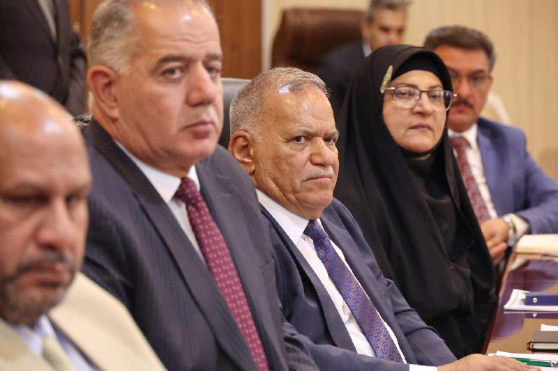 بمشاركة السيدة رئيسة جامعة الزهراء (عليها السلام) للبنات، مجلس التعليم الاهلي يعقد جلسته الأولى ويناقش جدول أعماله