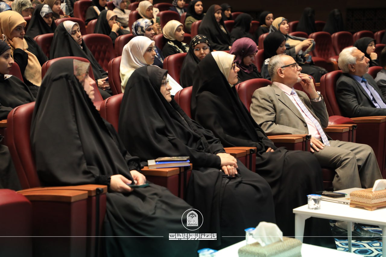 جامعة الزهراء (عليها السلام) للبنات تحتفي بولادة عقيلة الطالبيين زينب الحوراء (عليها السلام)وتكرم حافظات القران الكريم