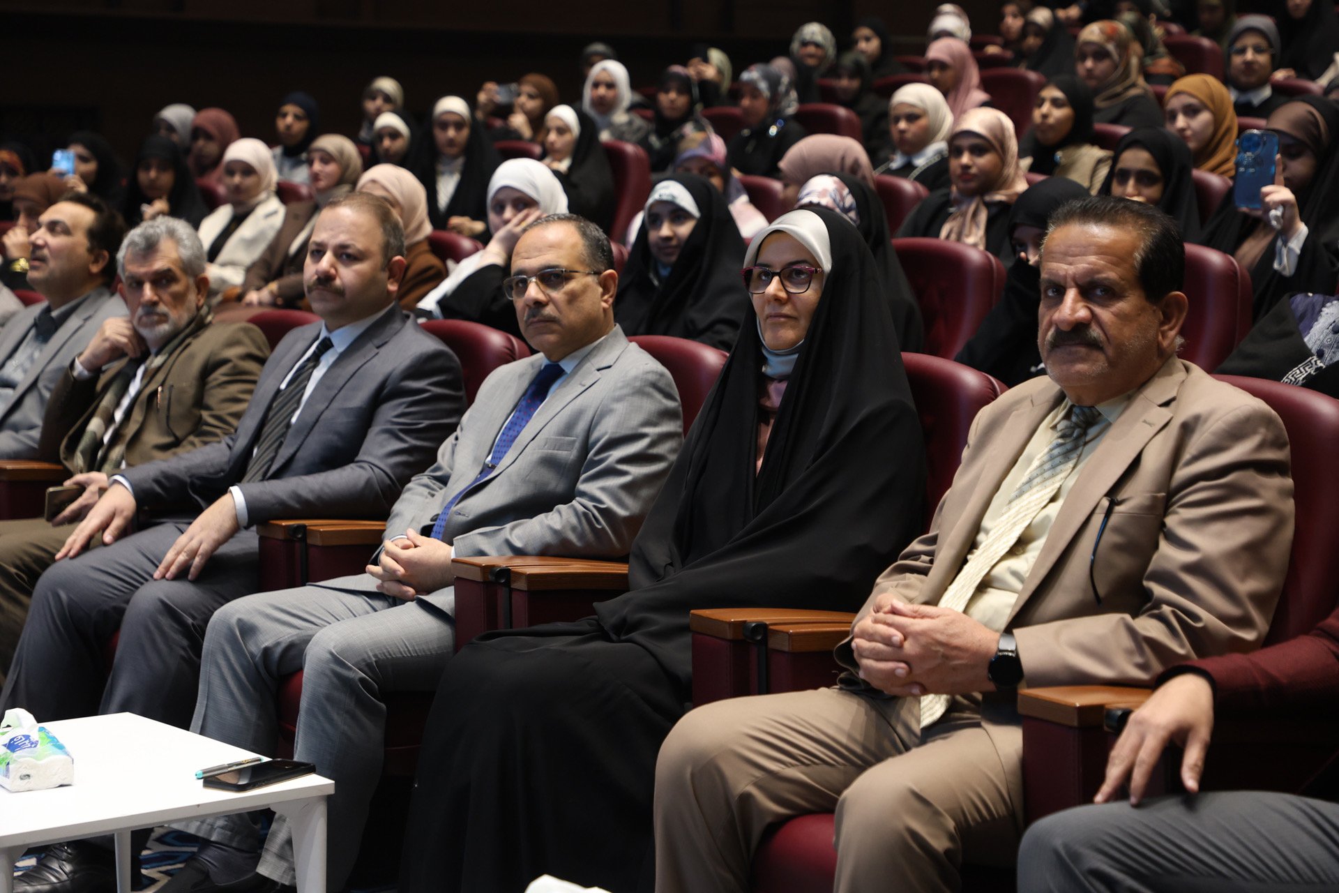 قسم اللغة الانجليزية في جامعة الزهراء (ع) للبنات يحيي ذكرى ولادة السيدة فاطمة الزهراء (عليها السلام) بحفل مميز