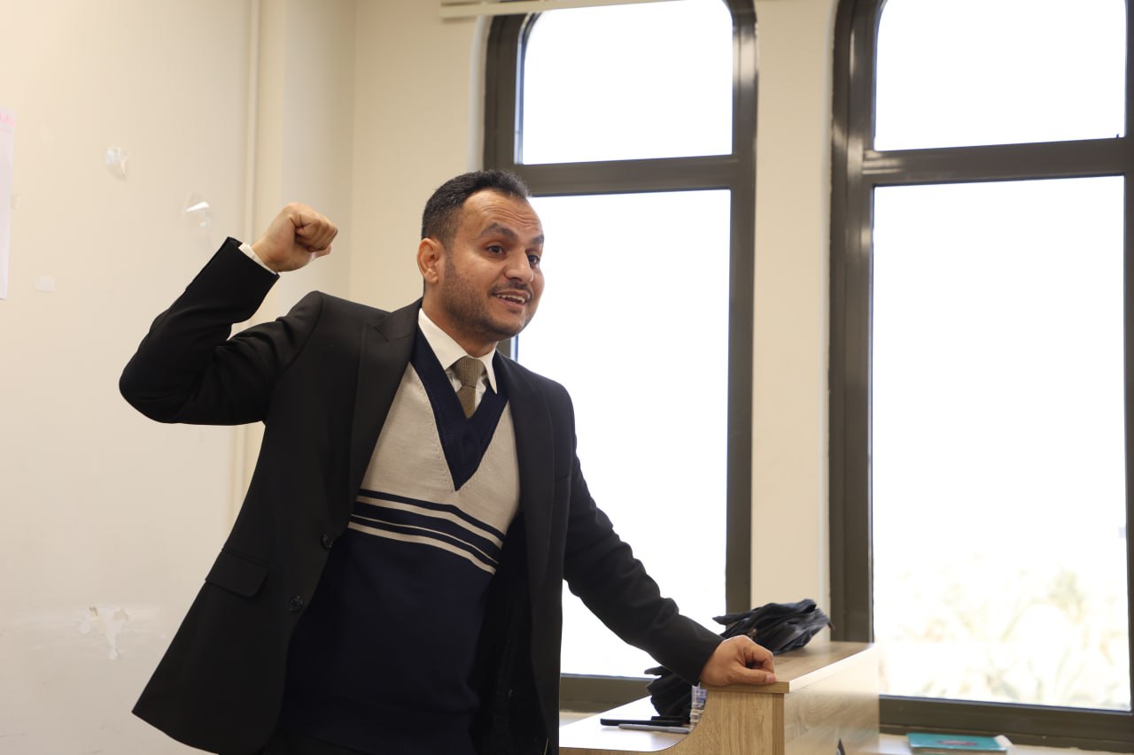 قسم اللغة الانجليزية بجامعة الزهراء (ع) للبنات يقيم ورشة عمل حول تعزيز الإنتاجية من خلال التركيز الفعّال