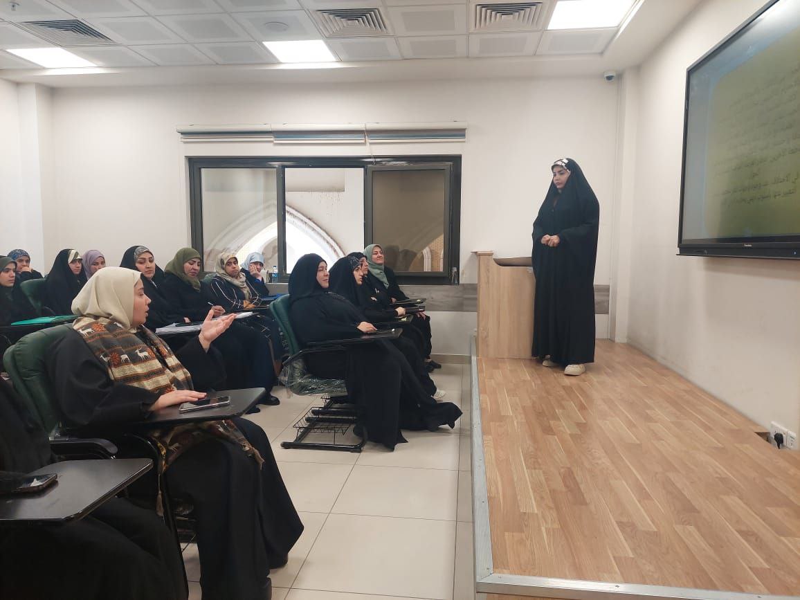 قسم التربية الخاصة في جامعة الزهراء للبنات ينظم ورشة بعنوان (مهارات ميسر الجلسة الحوارية)